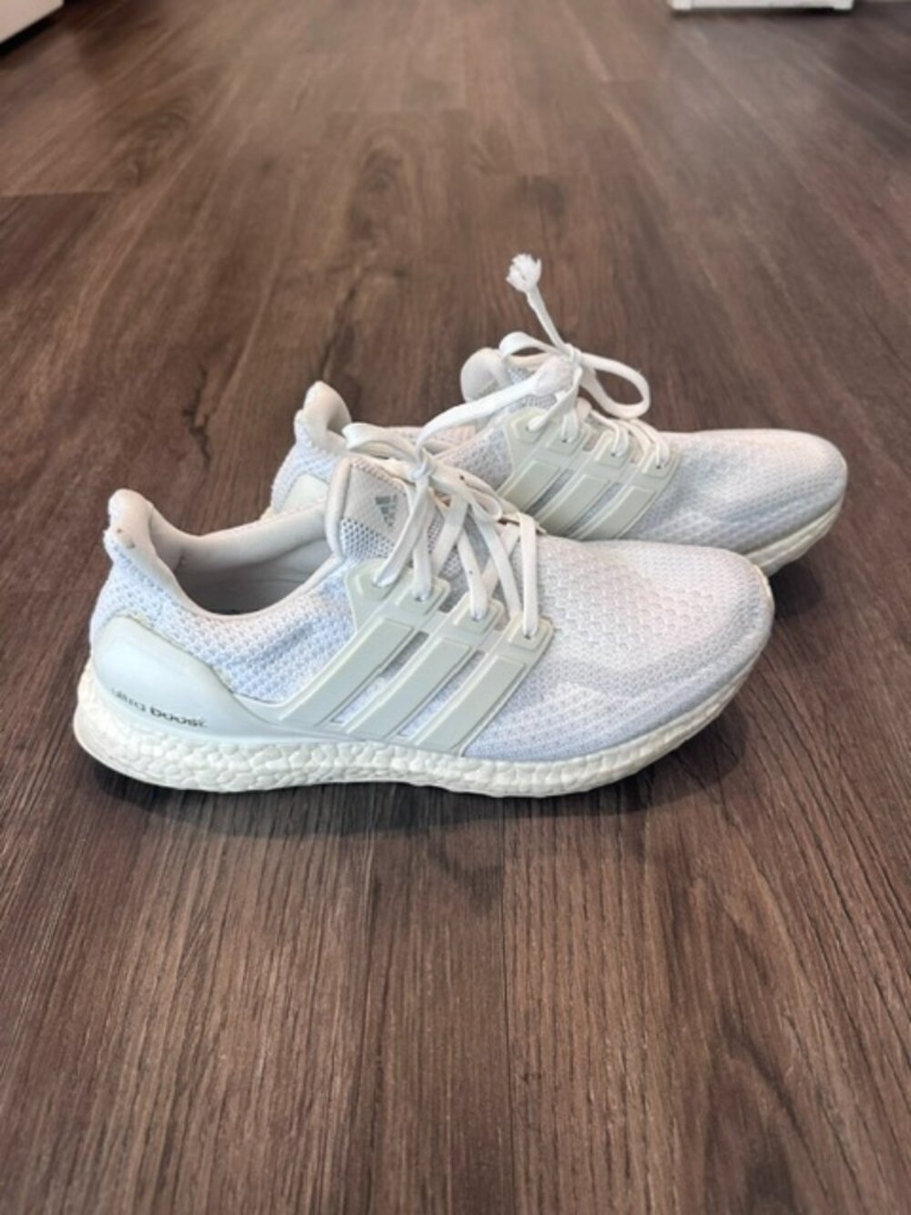 Adidas UltraBoost 2.o triple white sneakers